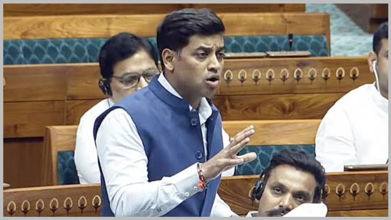 श्रीकांत शिंदे का (यूबीटी) पर तीखा हमला