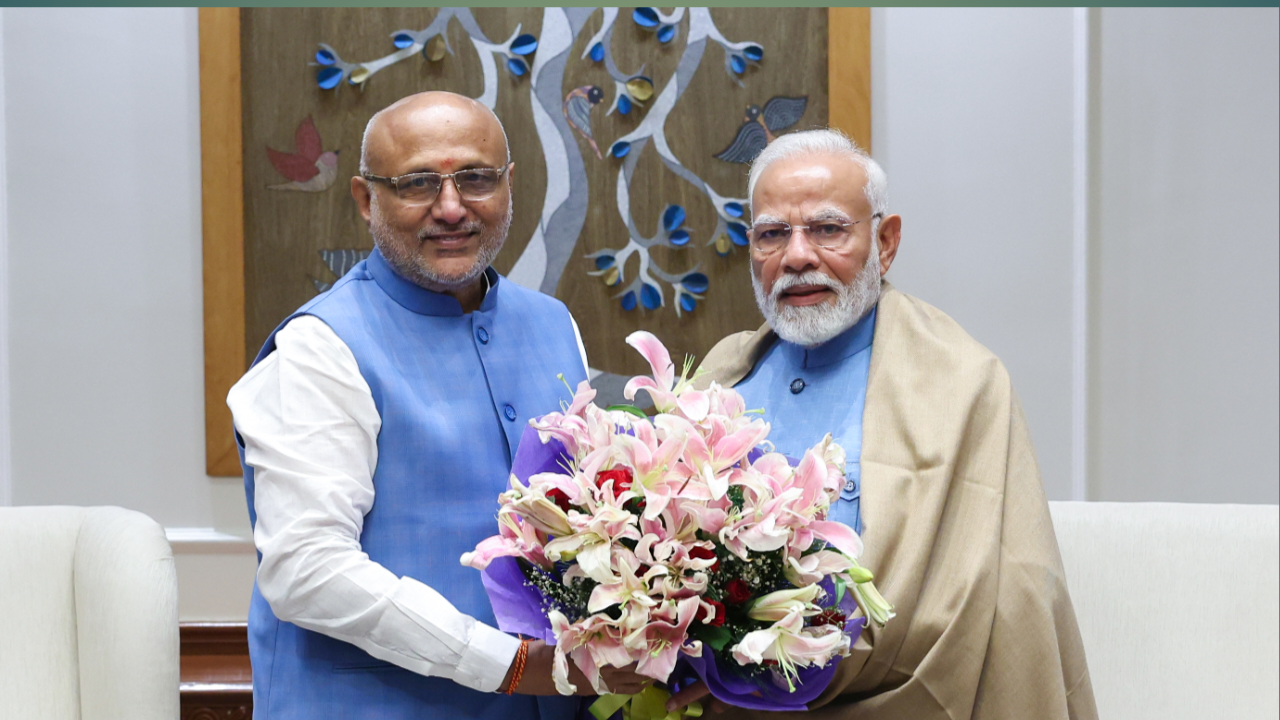 एनडीए उम्मीदवार सीपी राधाकृष्णन