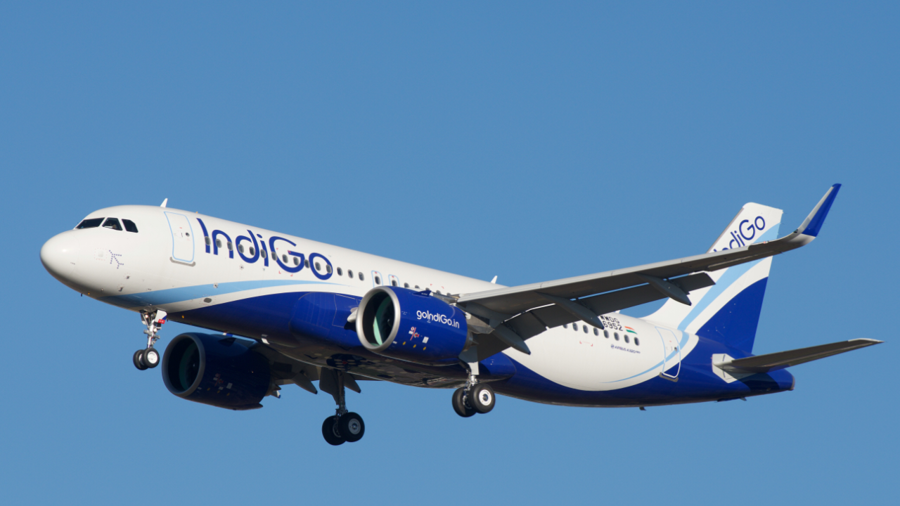 वाराणसी विमान इमरजेंसी लैंडिंग