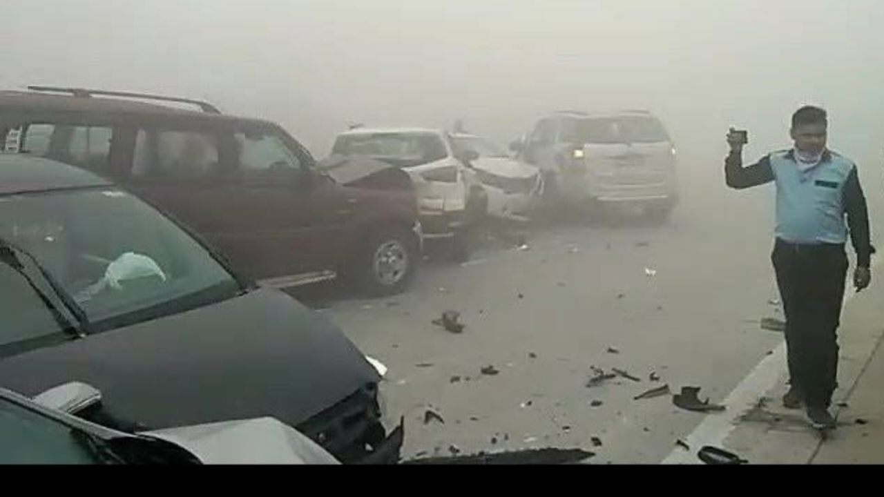 यमुना एक्सप्रेसवे हादसा