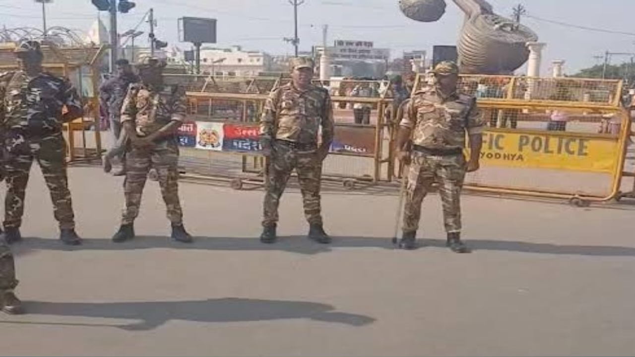 संदिग्ध कश्मीरी युवक हिरासत