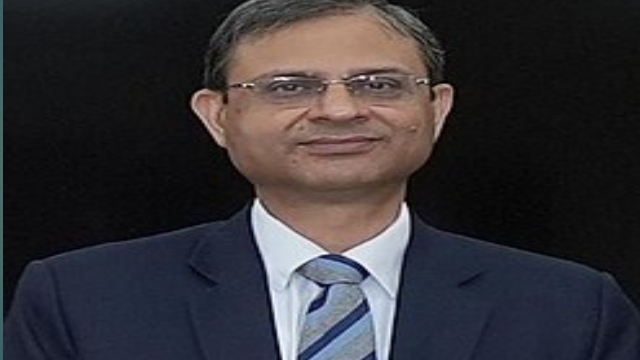 RBI गवर्नर की आलोचना