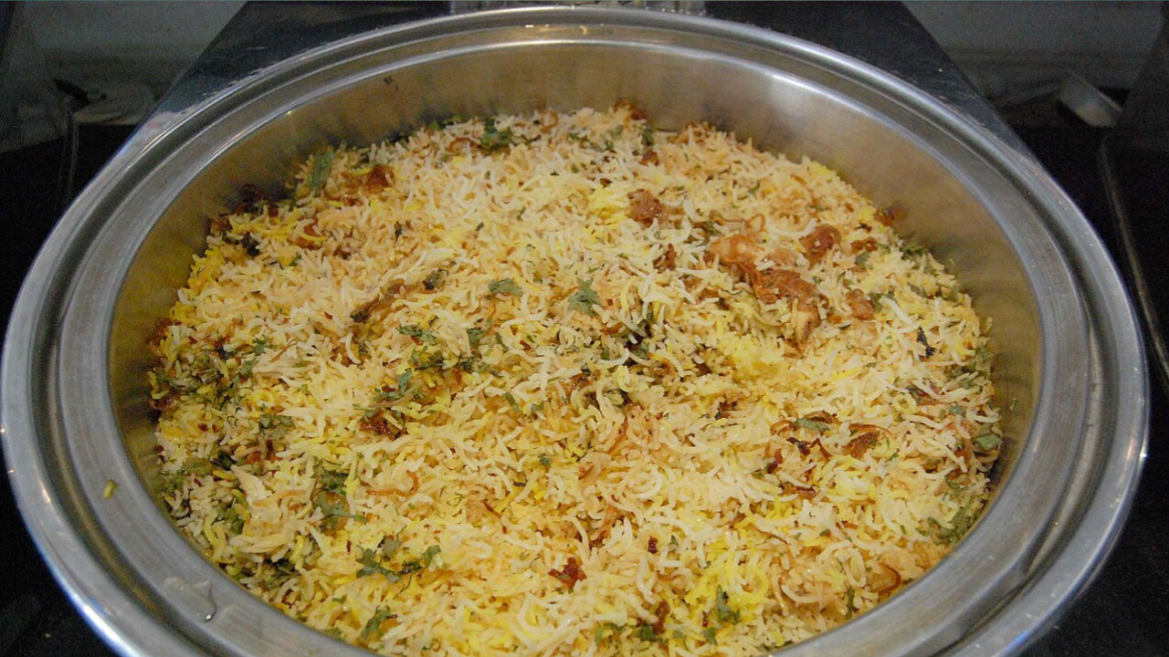 हैदराबाद बिरयानी टैक्स चोरी