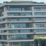 अनिल अंबानी घर जब्त